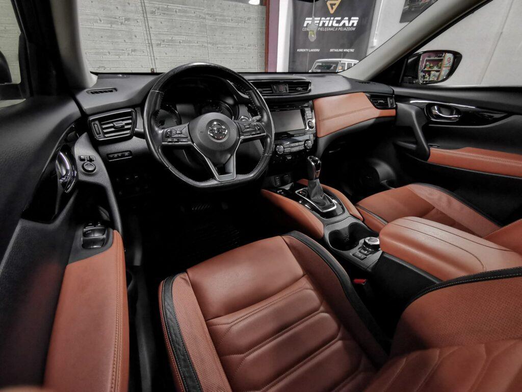 Czyszczenie tapicerki, korekta lakieru, zabezpieczenie szyb i felg